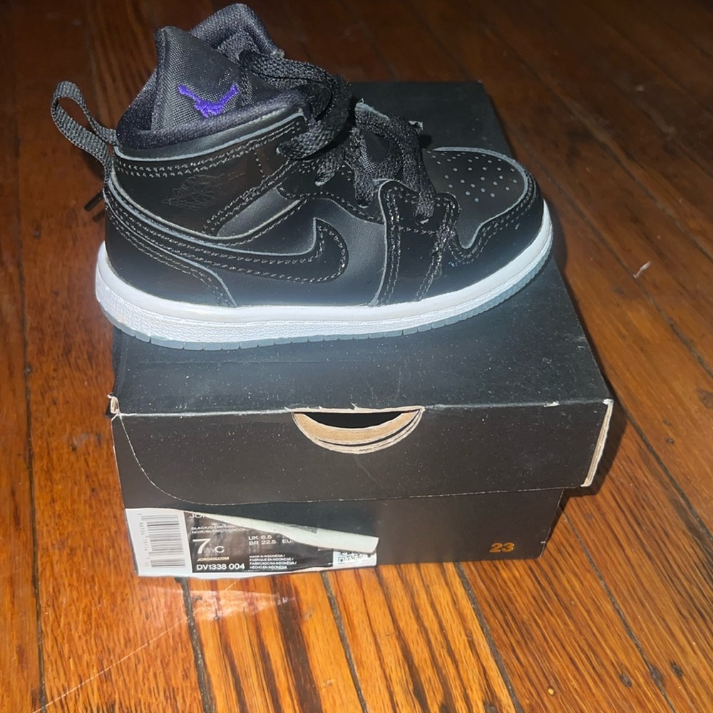 Jordan mid 1 7c